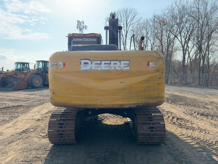 2008-deere-160d-lc-image-4