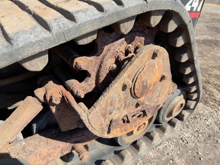 2002-caterpillar-247-image-15