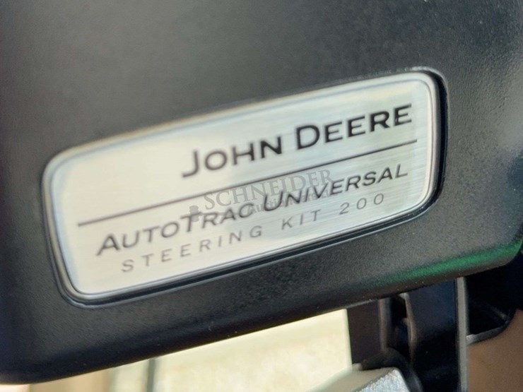 john-deere-200-image-89