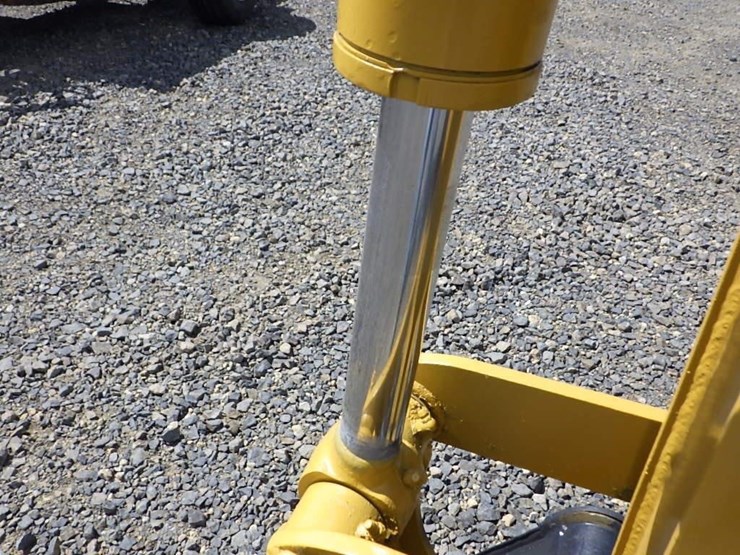 mitsubishi-mxr30-image-17