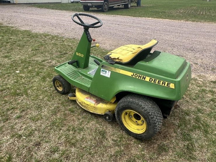 john-deere-s82-image-2
