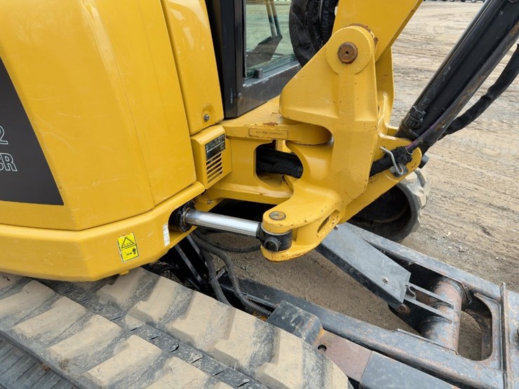 2017-caterpillar-305e2-cr-image-18