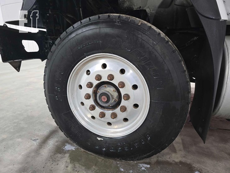 2012-international-workstar-7600-image-35