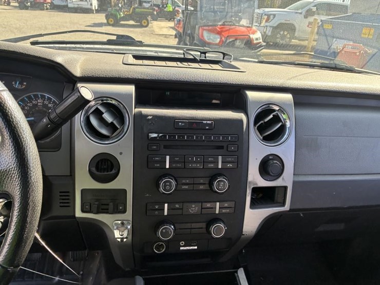 2011-ford-f150-image-14