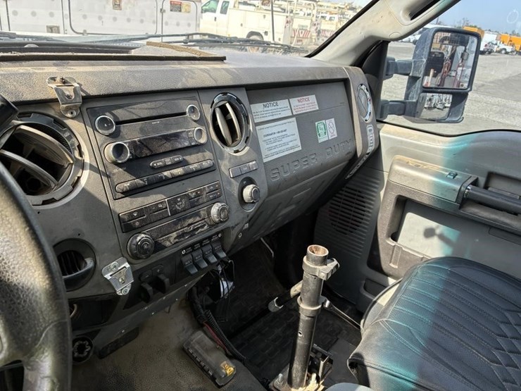 2012-ford-f450-image-19