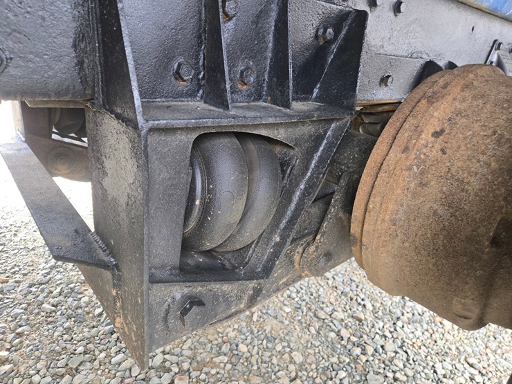 1991-peterbilt-357-image-41