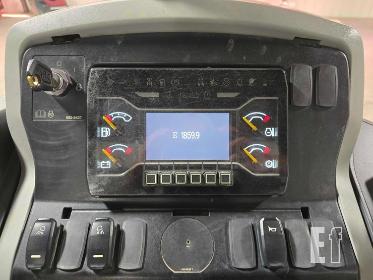 2022-caterpillar-416-image-27