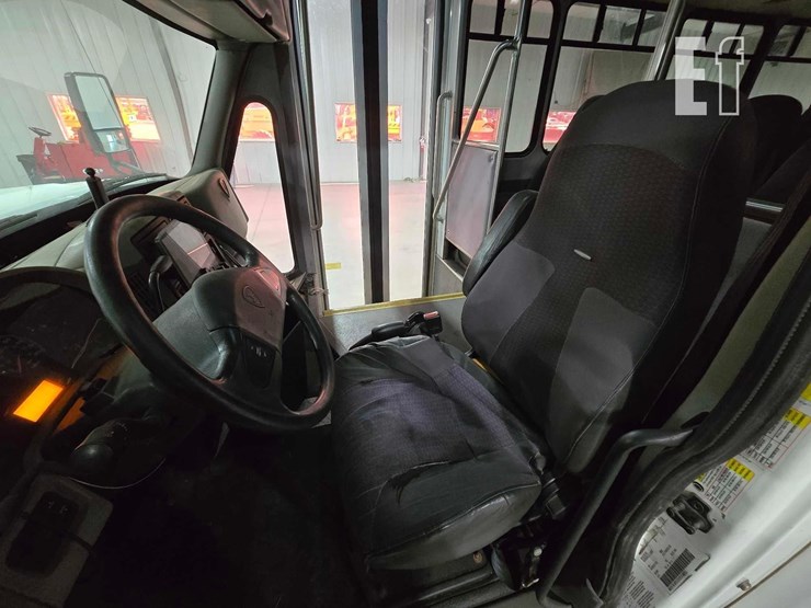 2013-international-3000-image-9