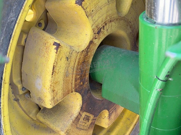 john-deere-200-image-52