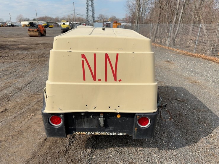 2013-doosan-c185-image-4