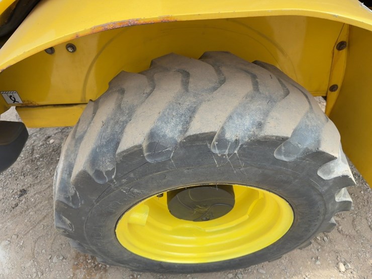 2017-yanmar-v8-image-14