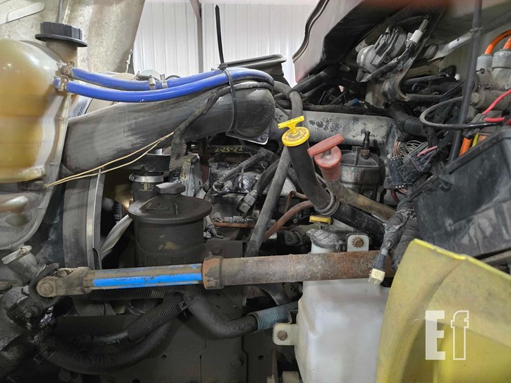 2007-international-durastar-4300-image-19