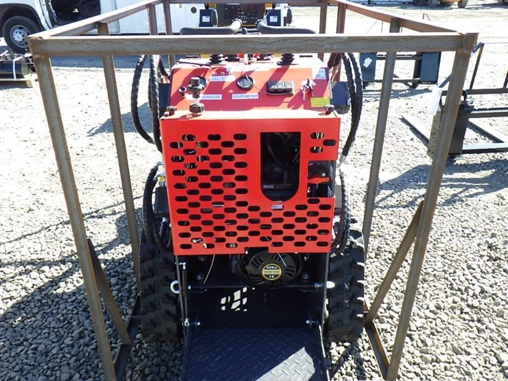 2026-agt-ysrt14-skid-steer-tracked-loader-image-9