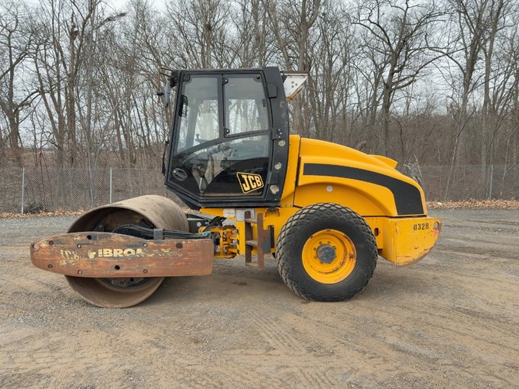 2008-jcb-vibromax-vm75d-image-2