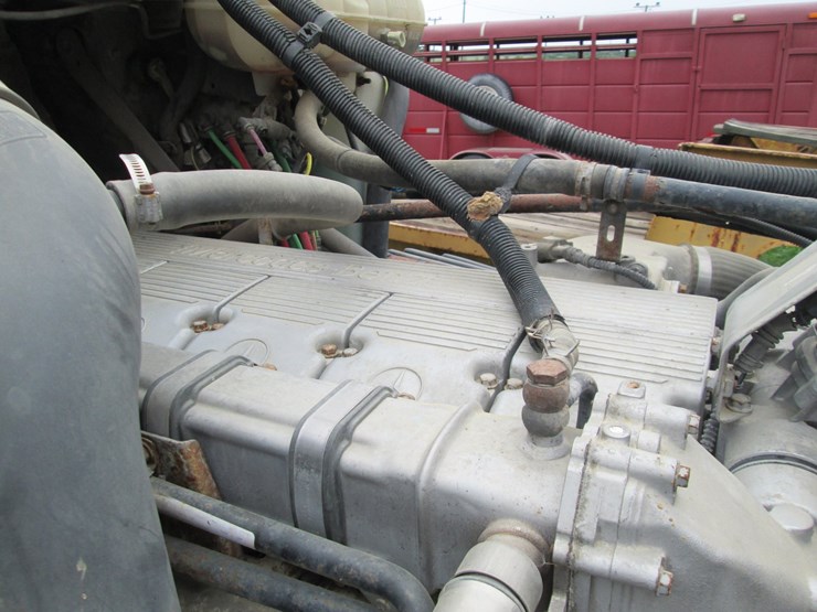 #46169-•-2007-freightliner-columbia-t/a-sleeper-truck-tractor-1fuja6cy07lx38975-image-24