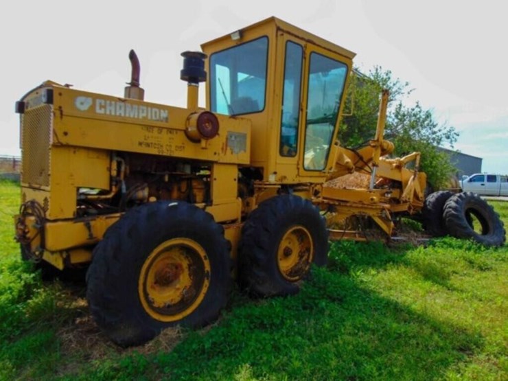champion-road-grader-image-7