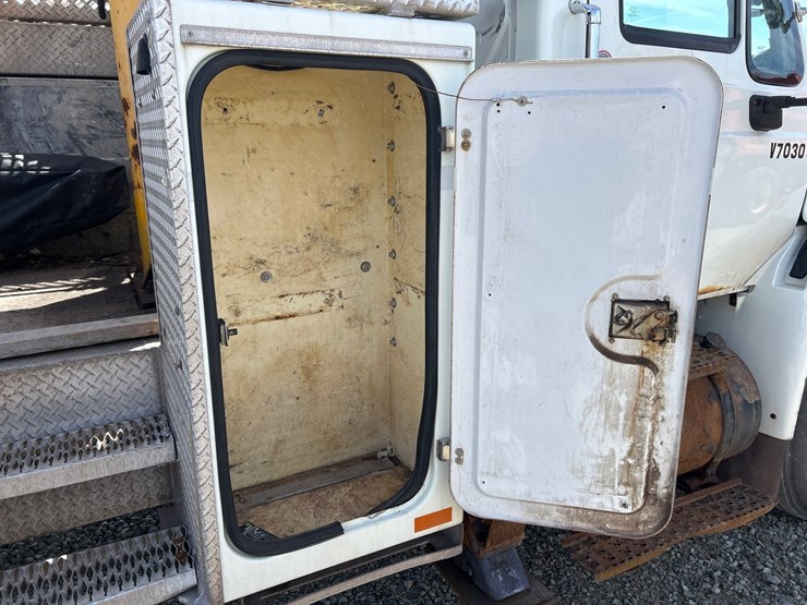 2010-international-4400-sba-image-26