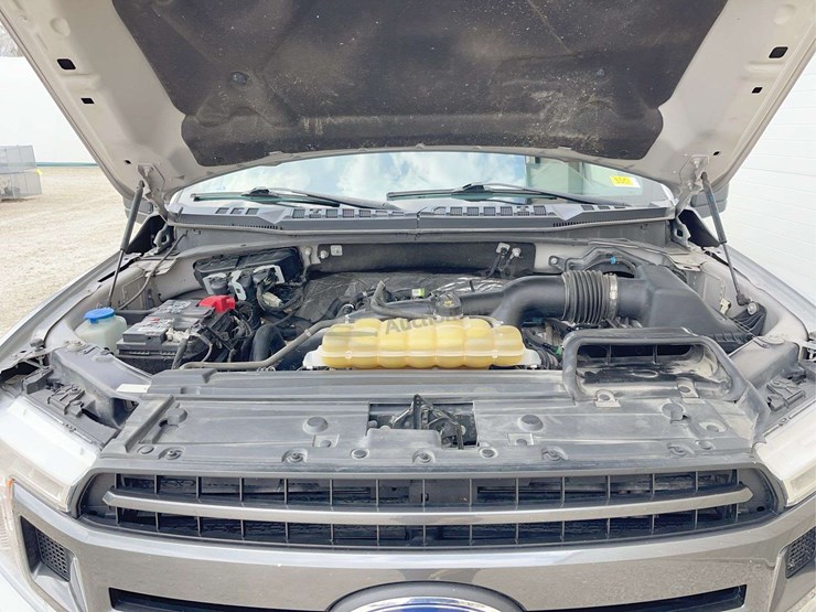 2020-ford-f150-image-25