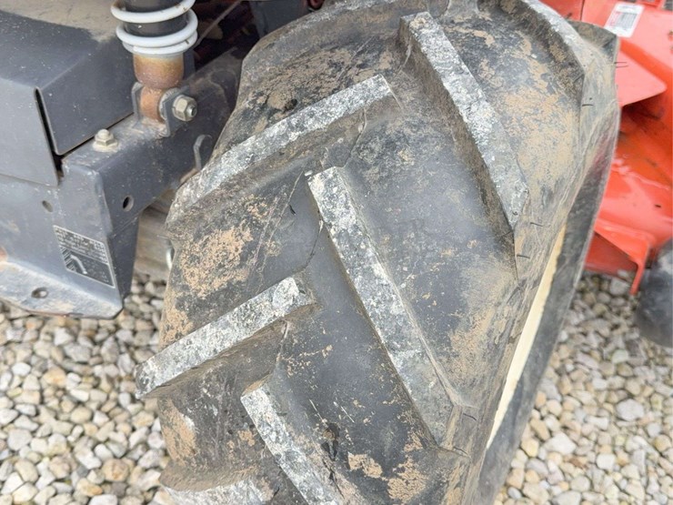 1997-kubota-t1760-image-22