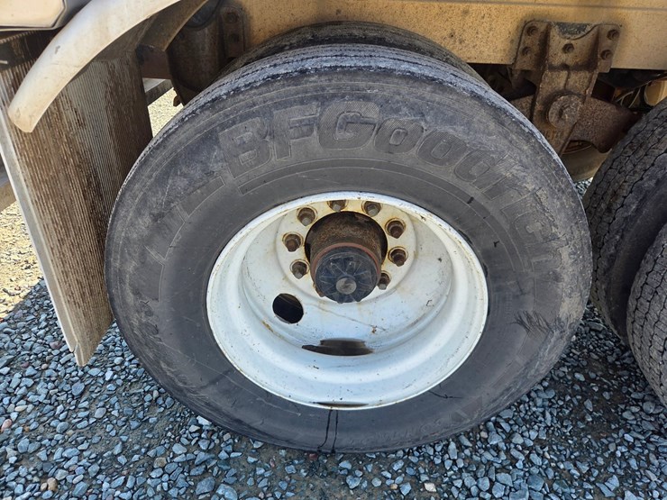 1978-walker-tanker-image-41