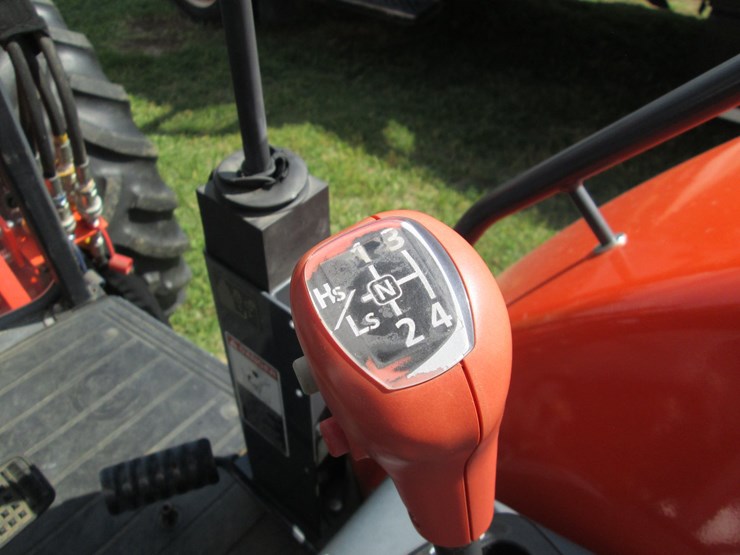 2022-kubota-m6s-111-image-38