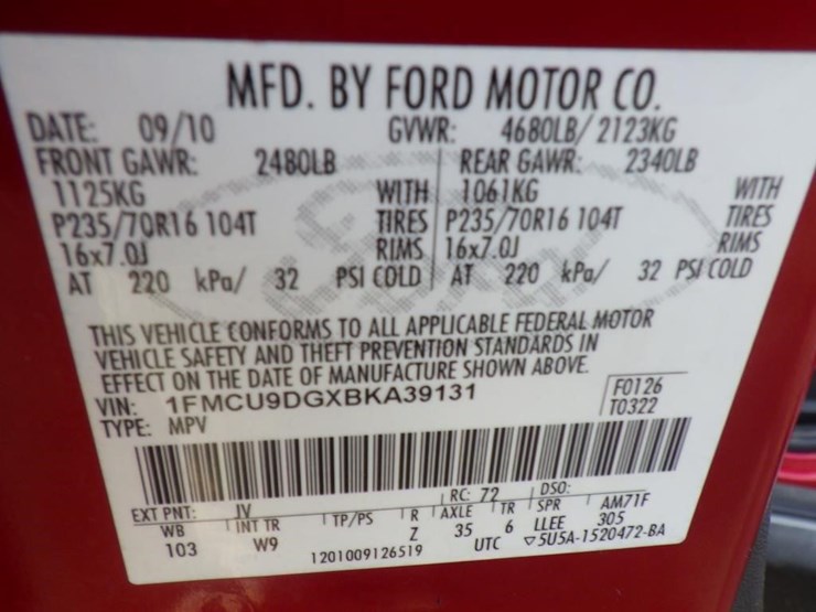 2011-ford-escape-image-16