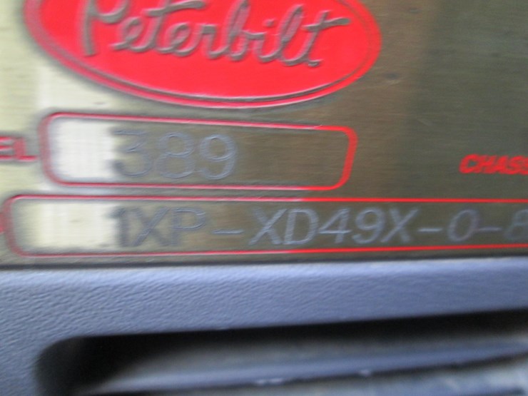 2008-peterbilt-389-image-56
