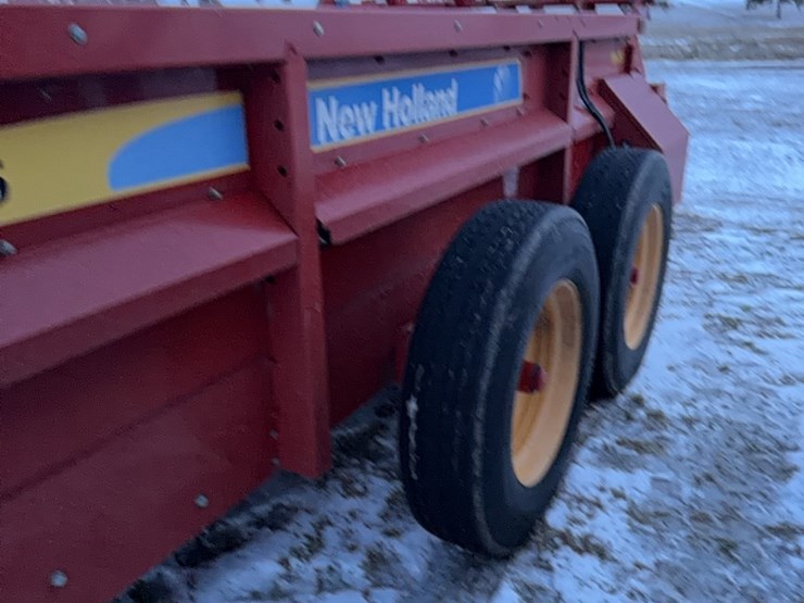 new-holland-195-image-18