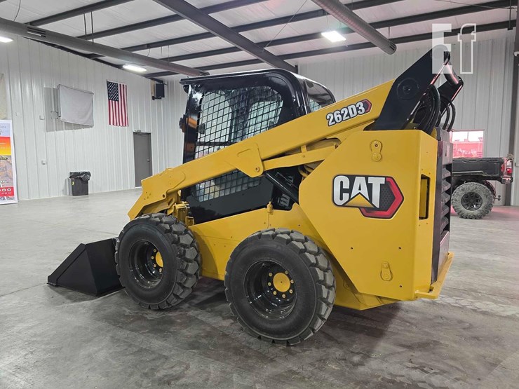 2022-caterpillar-262d3-image-4