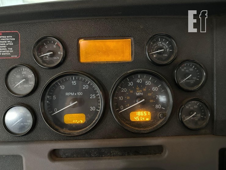 2017-peterbilt-367-image-20