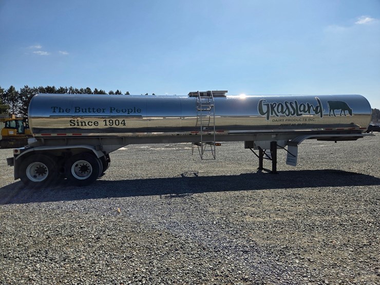 1978-walker-tanker-image-6