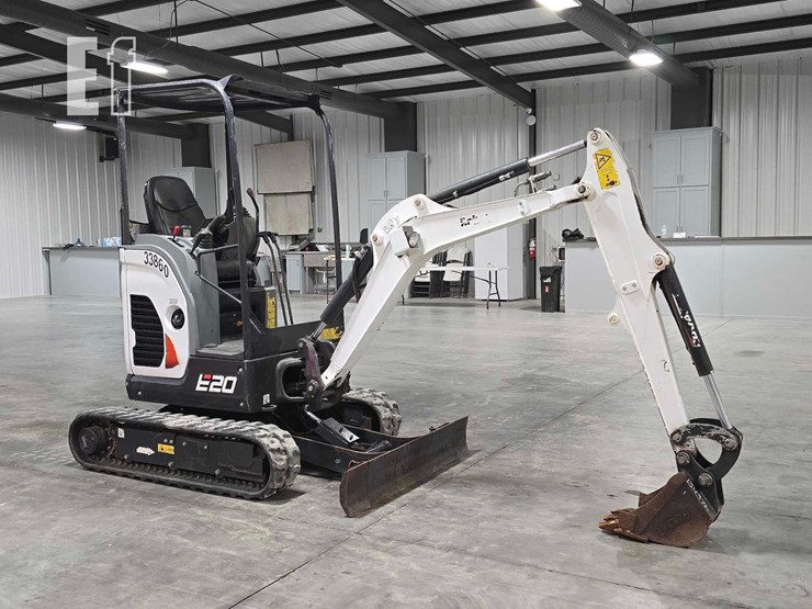 2022-bobcat-e20-image-2