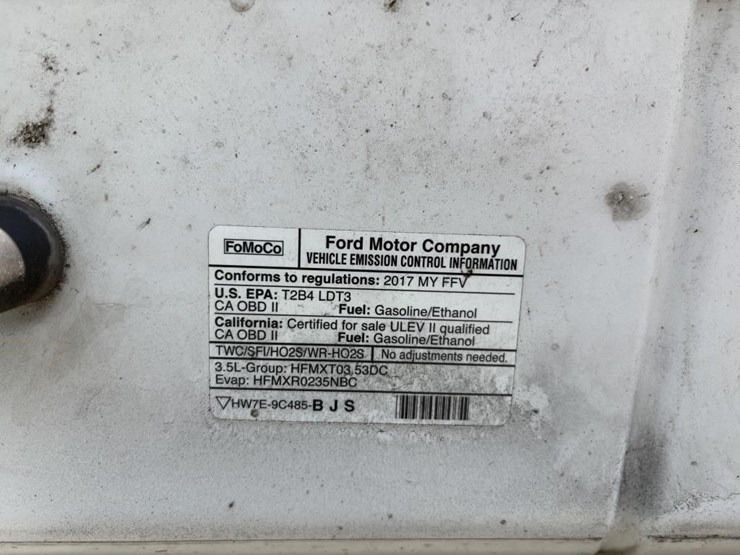 2017-ford-f150-xl-image-8