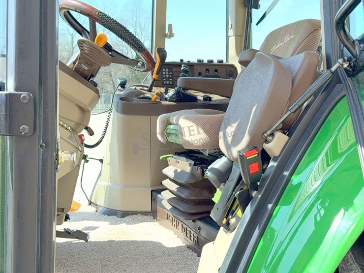 2004-john-deere-7320-image-64