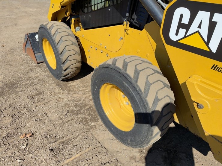 2019-caterpillar-272d2-image-14