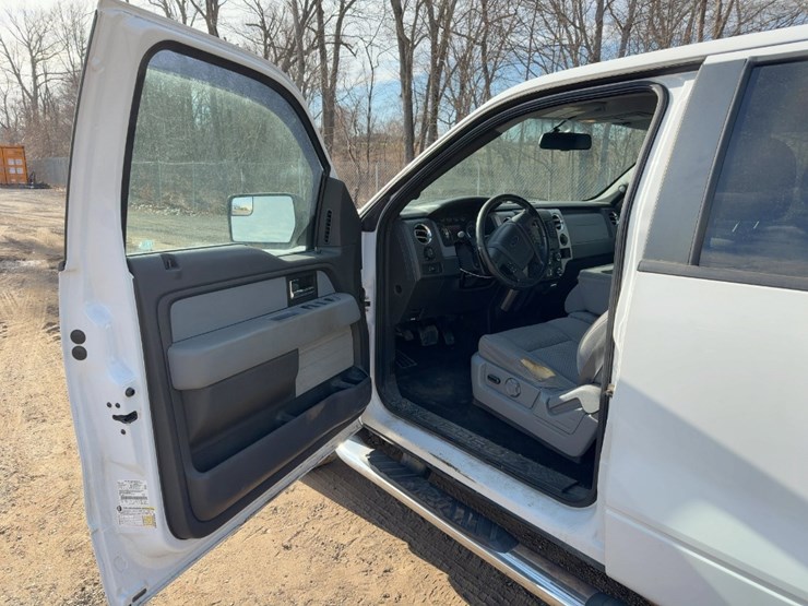 2013-ford-f150-xlt-image-16