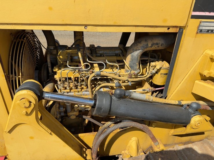 1994-caterpillar-d3c-iii-image-15