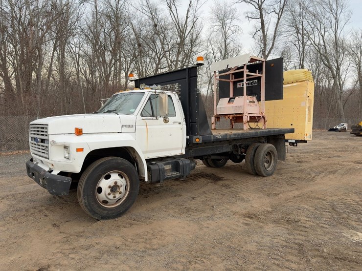 1987-ford-f600-image-1