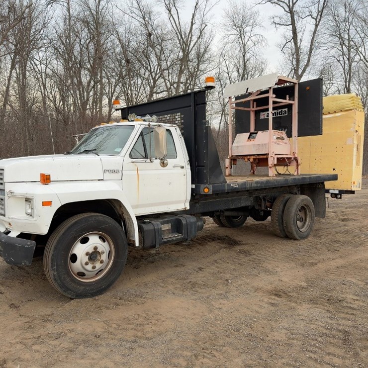 1987 FORD F600