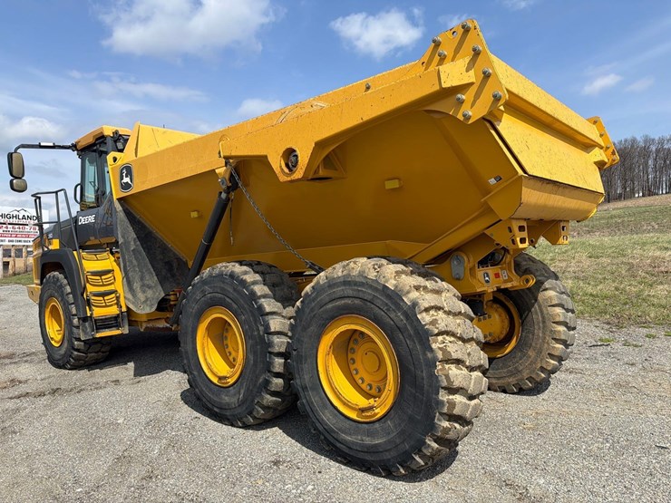 2024-deere-260p-image-6