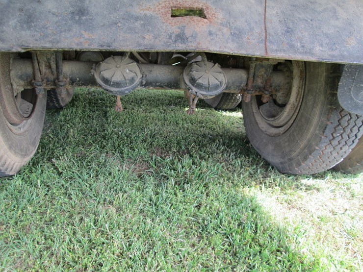 1969-chevrolet-c60-image-9