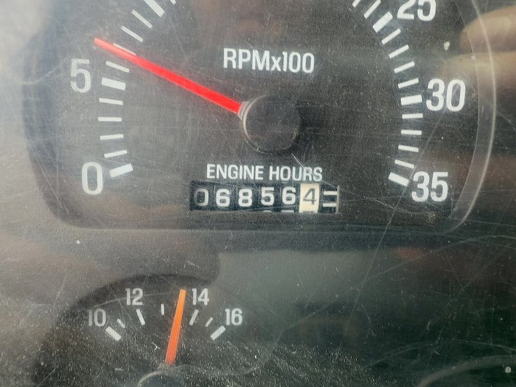 2000-sterling-lt8500-image-32