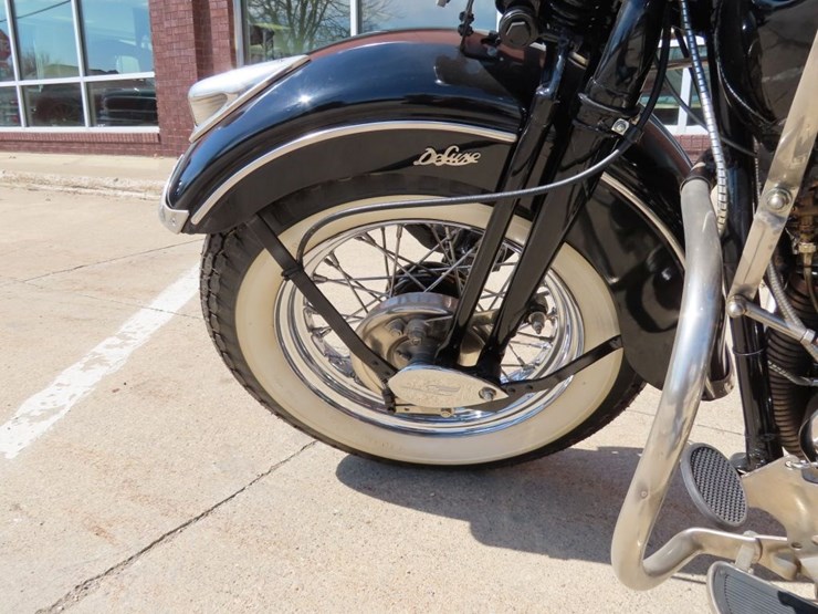 1948-harley-davidson-motorcycle-image-22