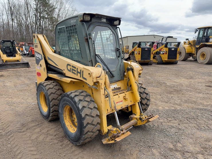 2006-gehl-5640-image-7