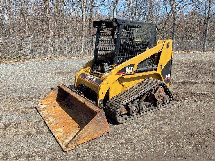 2002-caterpillar-247-image-1