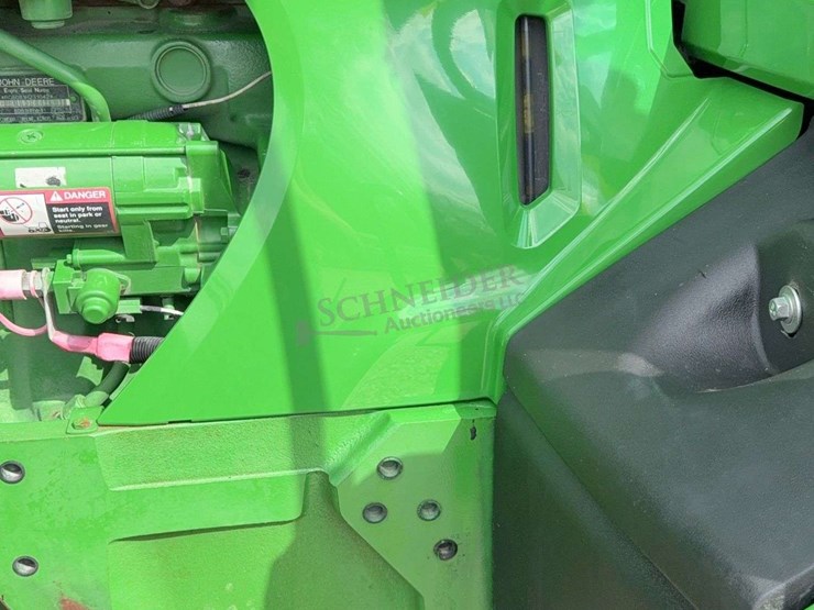 john-deere-200-image-99