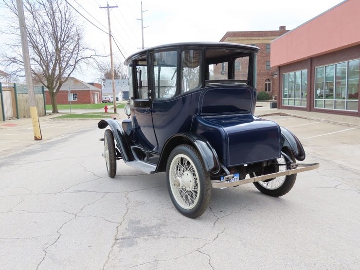 1918-detroit-model-74-brougham-electric-car-image-7
