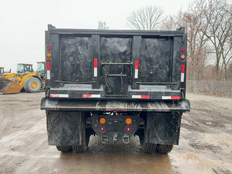 2005-kenworth-t300-image-4