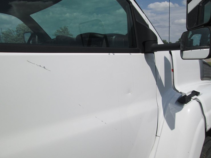 #46152-•-2005-chevrolet-s/a-single-cab-flatbed-truck-1gdg5c1e75f902740-image-14