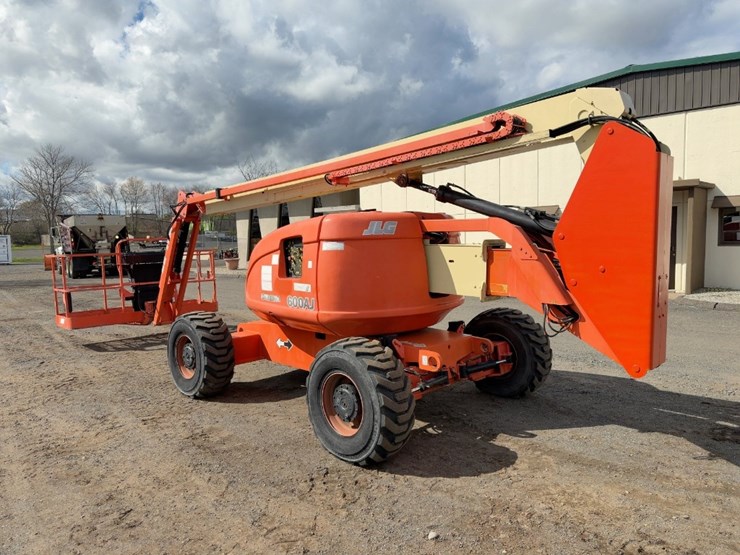 2003-jlg-600aj-image-3